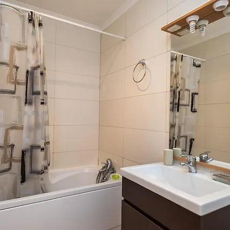 Space And Comfort In The Historical Center * Lisbon